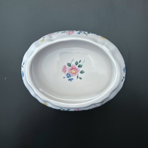 Heritage House Melodies Plays Some Enchanted Evening Porcelain Music Box Japan - Picture 5 of 7